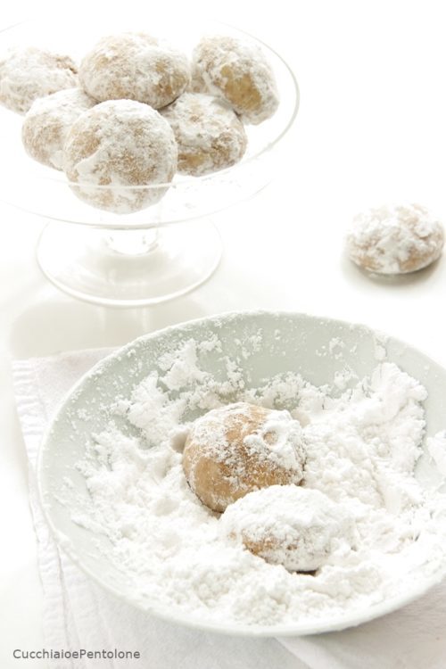 pecan-snowballs-ottolenghi